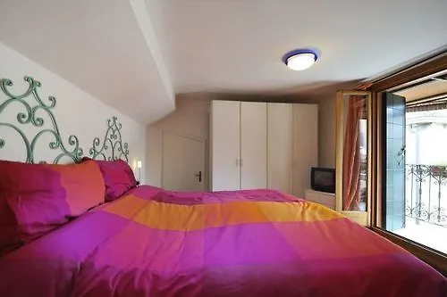 Sleep In Italy Biennale Apartments Venice 0*,  Italy